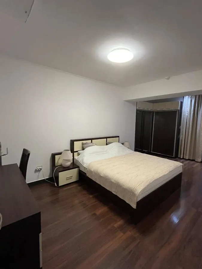 Large 2 Bedroom Apartment Soseaua Nordului Bucarest